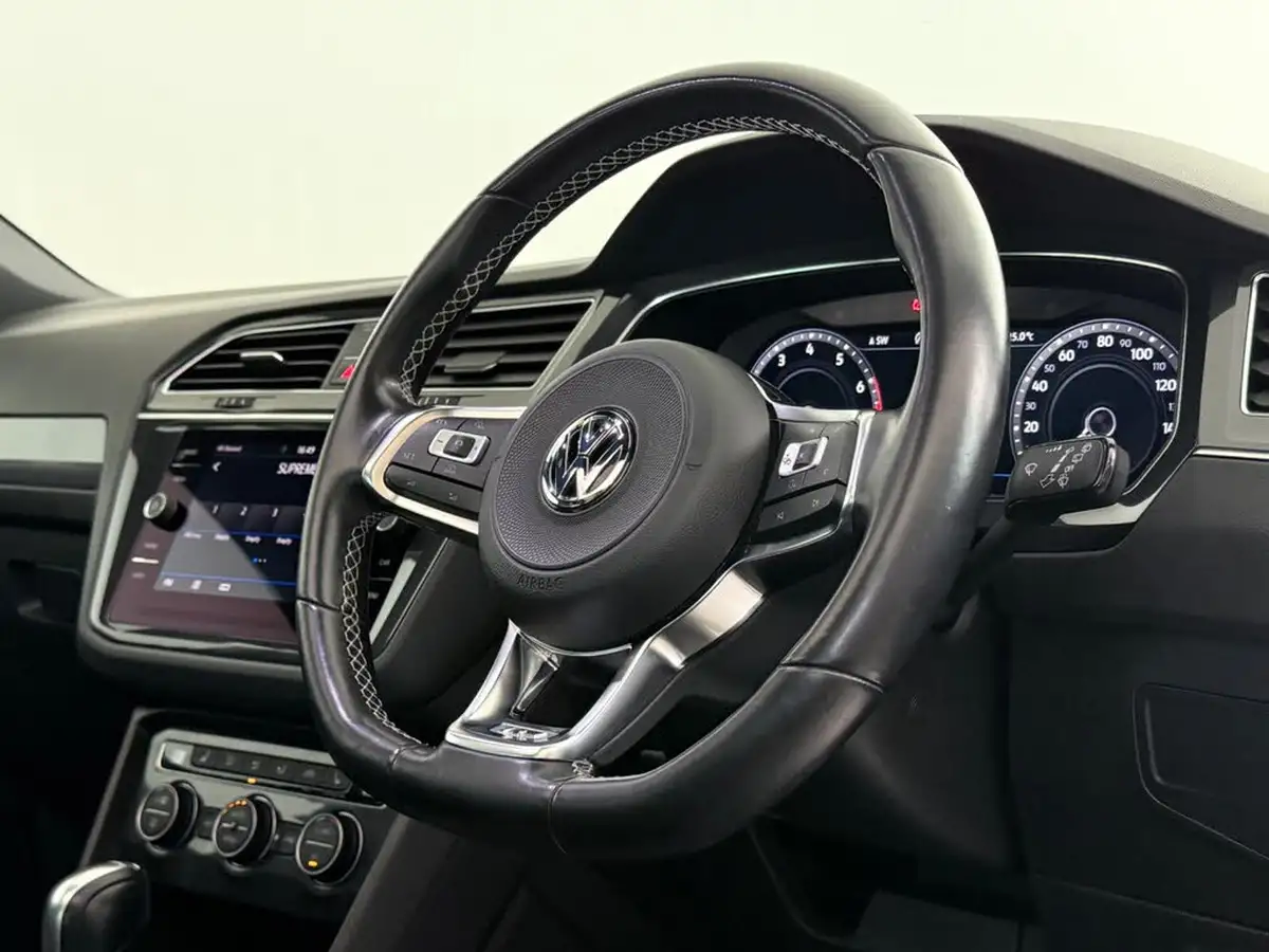 2017-volkswagen-tiguan-20-tsi-r-line-dsg-big-25