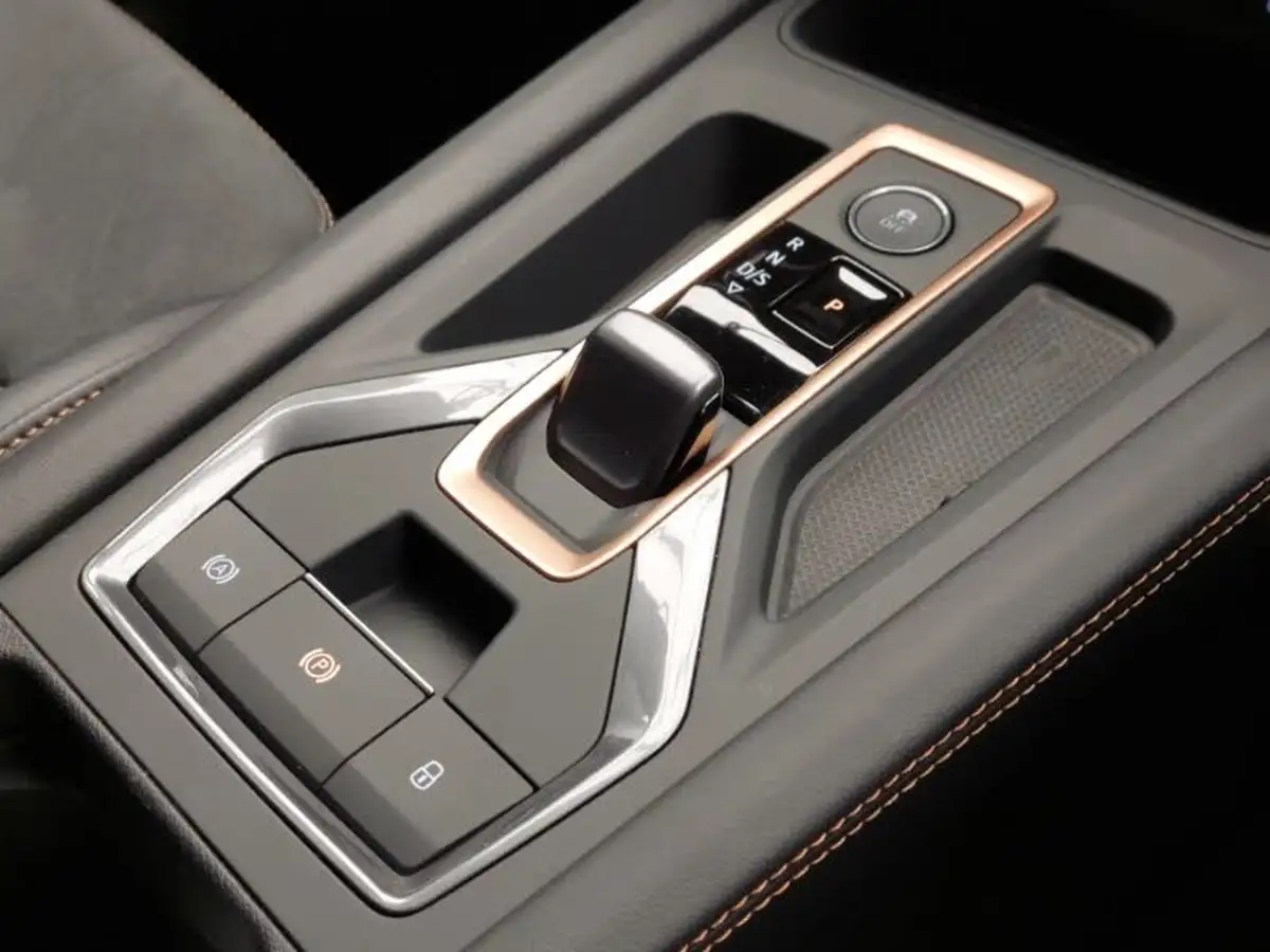 2024-cupra-formentor-15-etsi-v2-big-16