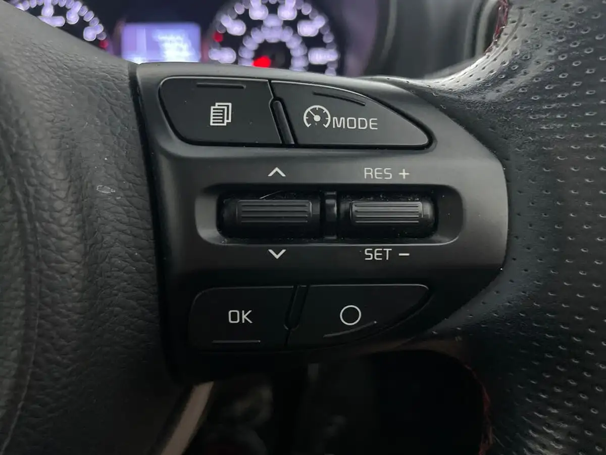 2020-kia-picanto-125-gt-line-s-big-26