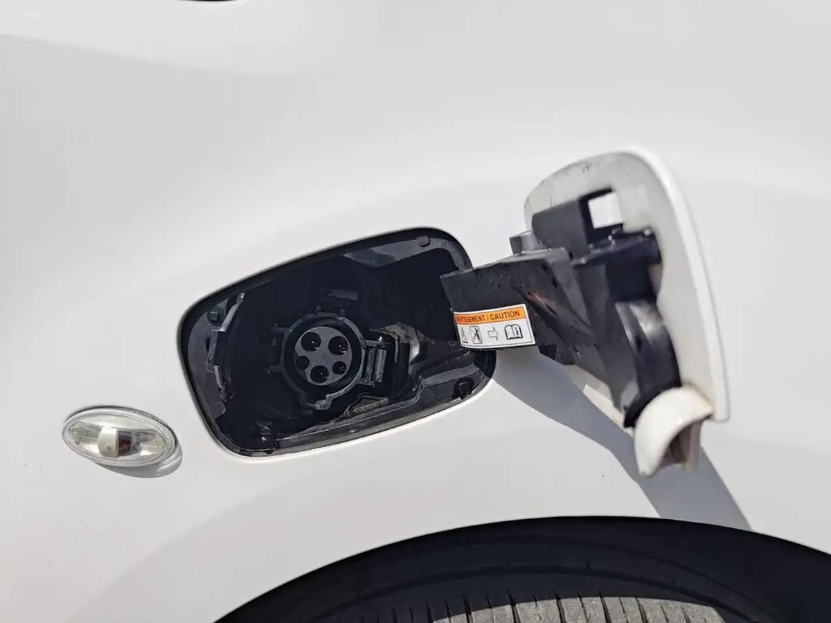 2018-citroen-berlingo-e-l1-635-lx-big-19