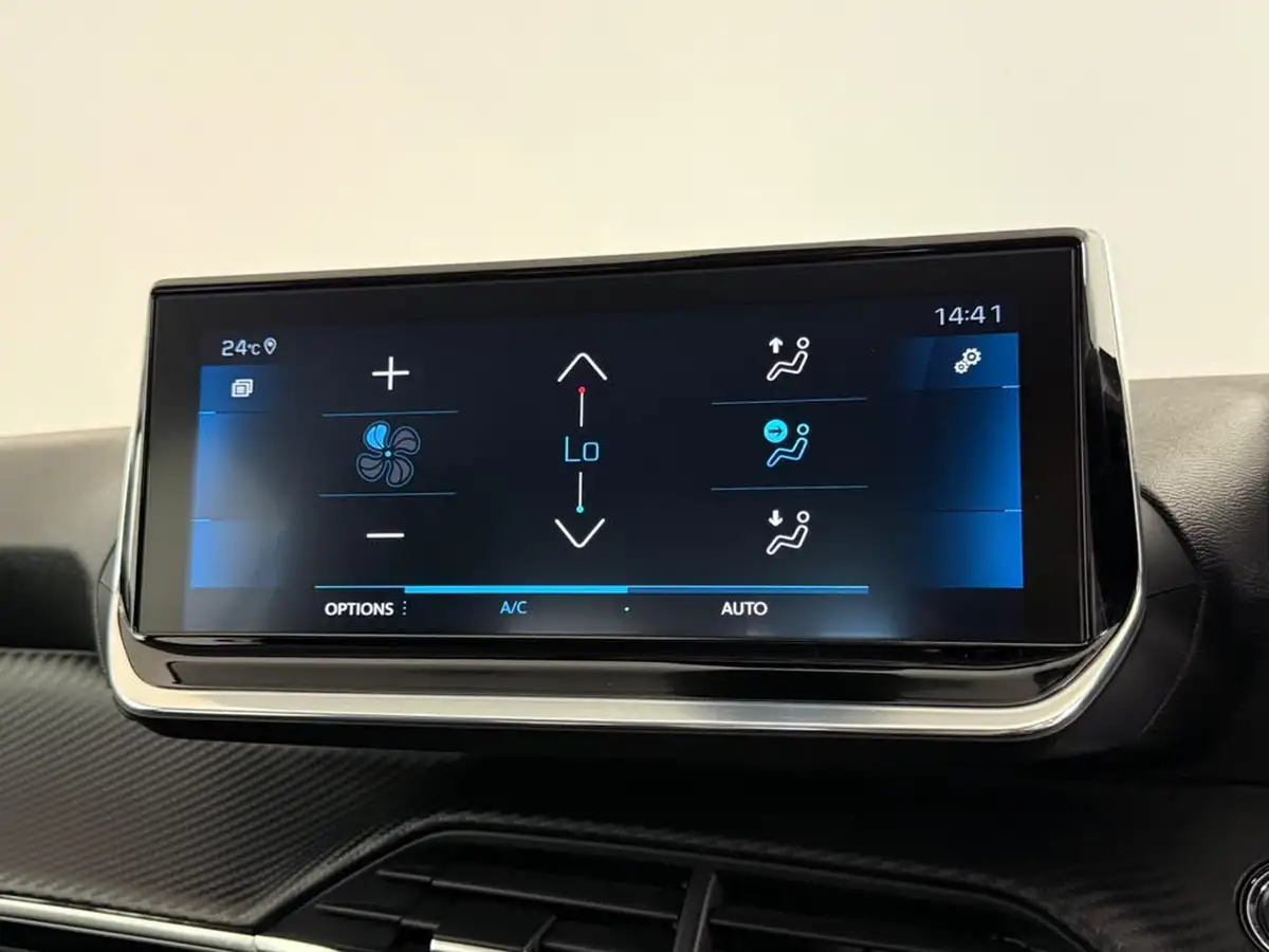2020-peugeot-208-12-puretech-allure-100bhp-big-29