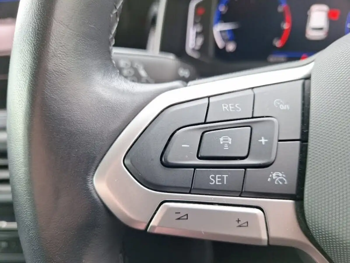 2022-volkswagen-polo-10-tsi-style-big-15