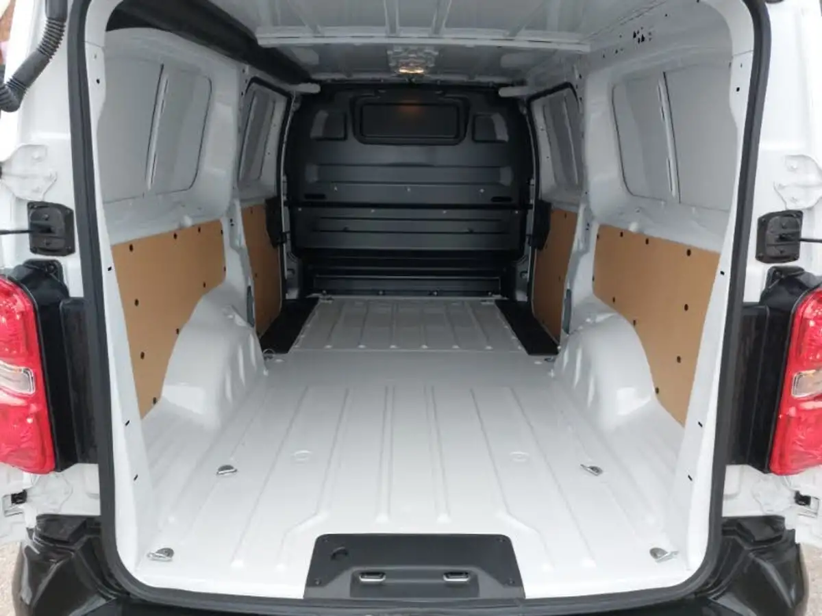 2024-peugeot-expert-15-bluehdi-professional-long-big-7