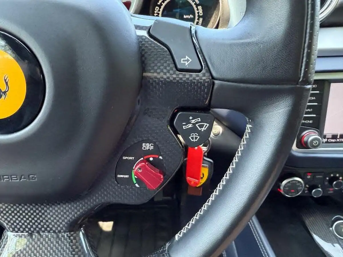 2014-ferrari-california-39-t-big-31