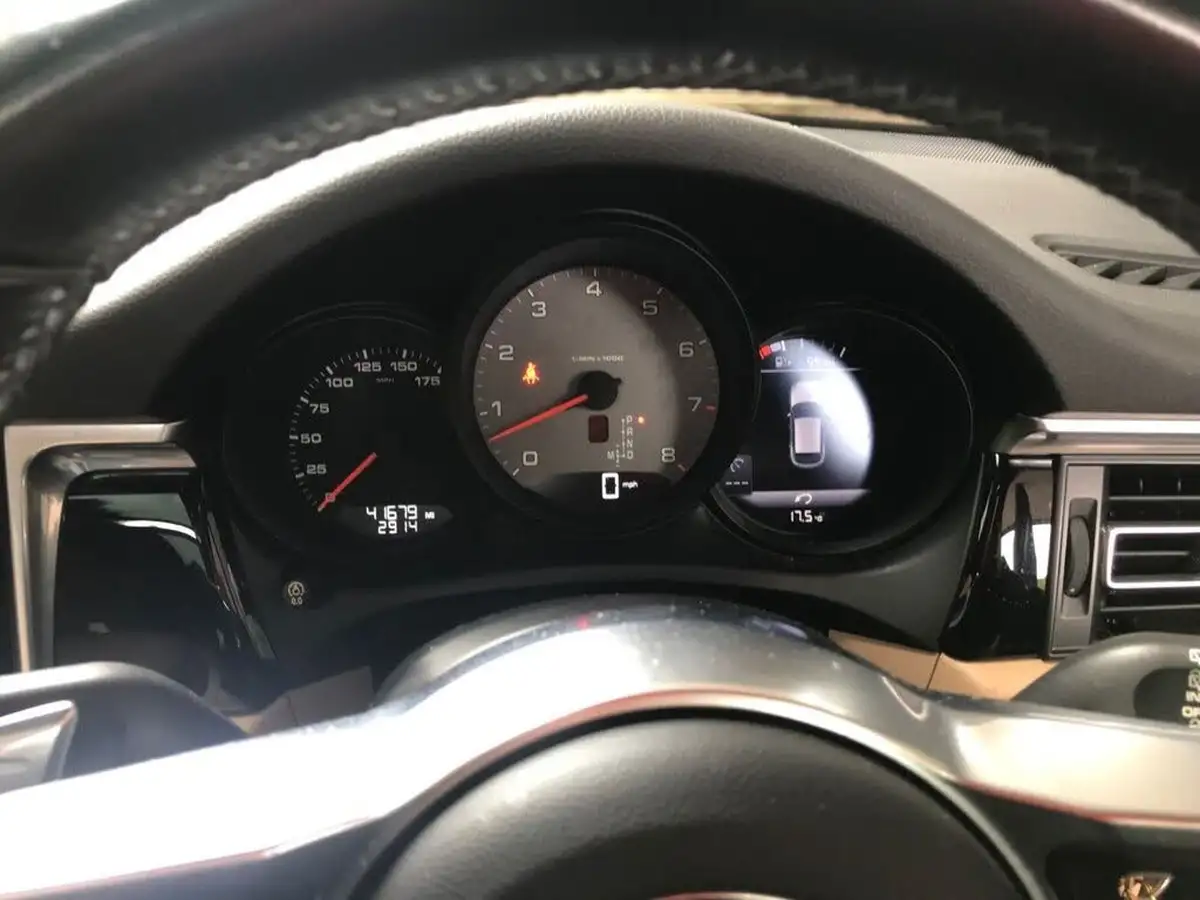 2019-porsche-macan-30-v6-s-big-21