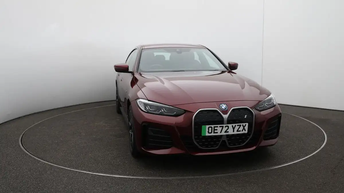 2022-bmw-i4-e-edrive40-m-sport-big-43