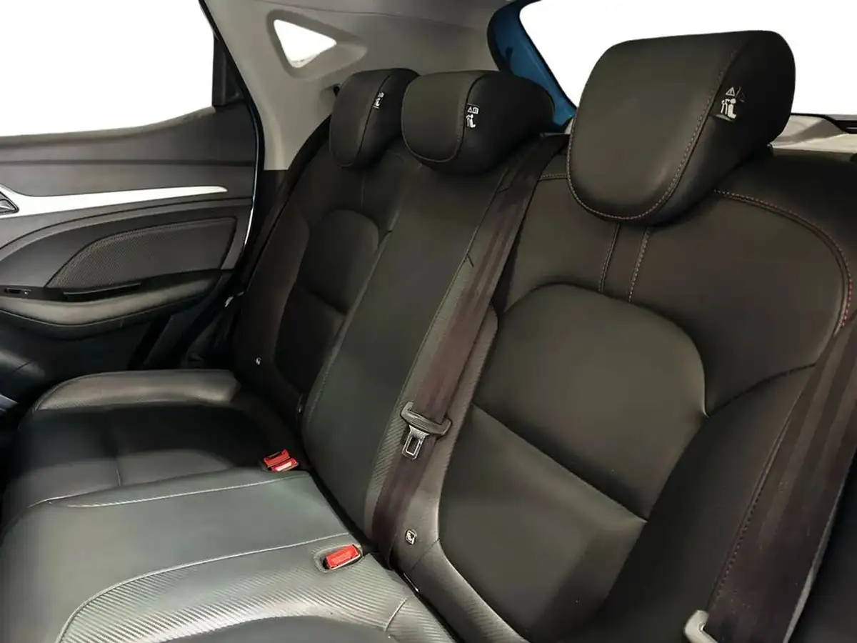 2021-mg-zs-suv-10t-gdi-exclusive-big-21