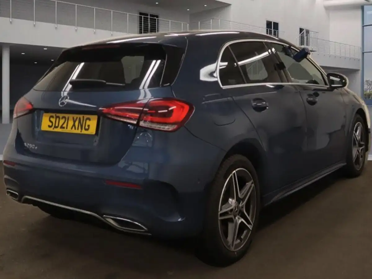 2021-mercedes-benz-a-class-13-a250e-amg-line-executive-hatchback-5d-big-3