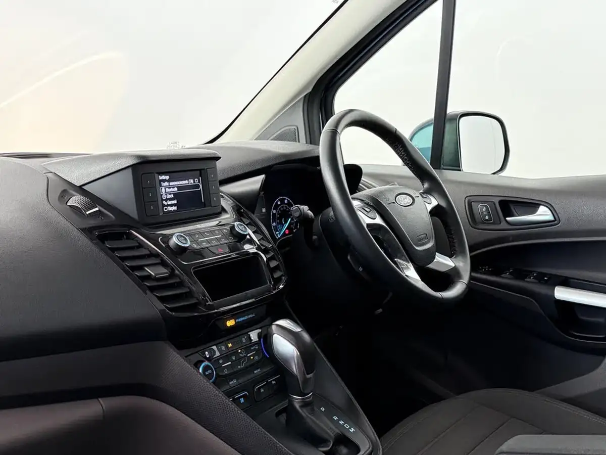 2019-ford-grand-tourneo-connect-15-titanium-ss-powershift-big-20