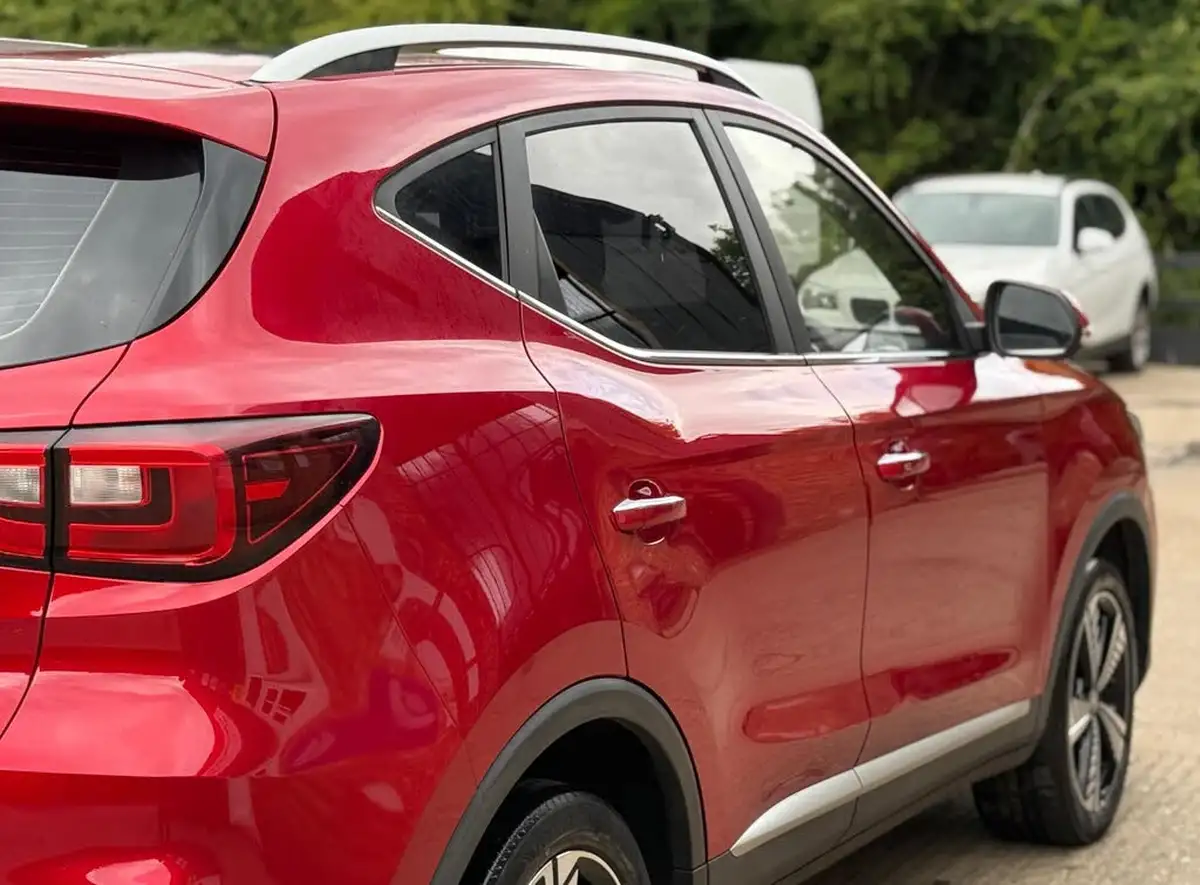 2020-mg-zs-suv-e-exclusive-ev-big-28