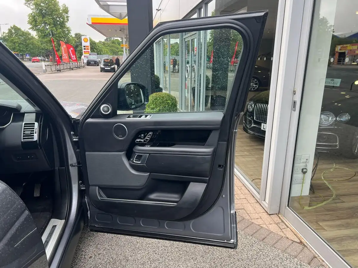 2021-land-rover-range-rover-20-p400e-autobiography-big-69