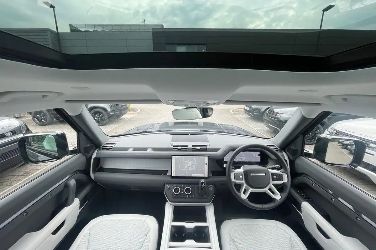 2024-land-rover-90-defender-30-d350-x-dynamic-hse-big-3