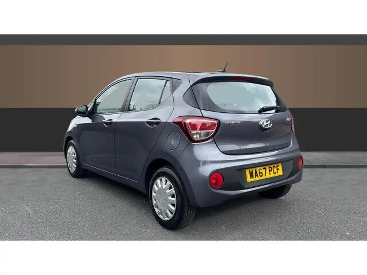 2017-hyundai-i10-10-se-big-1