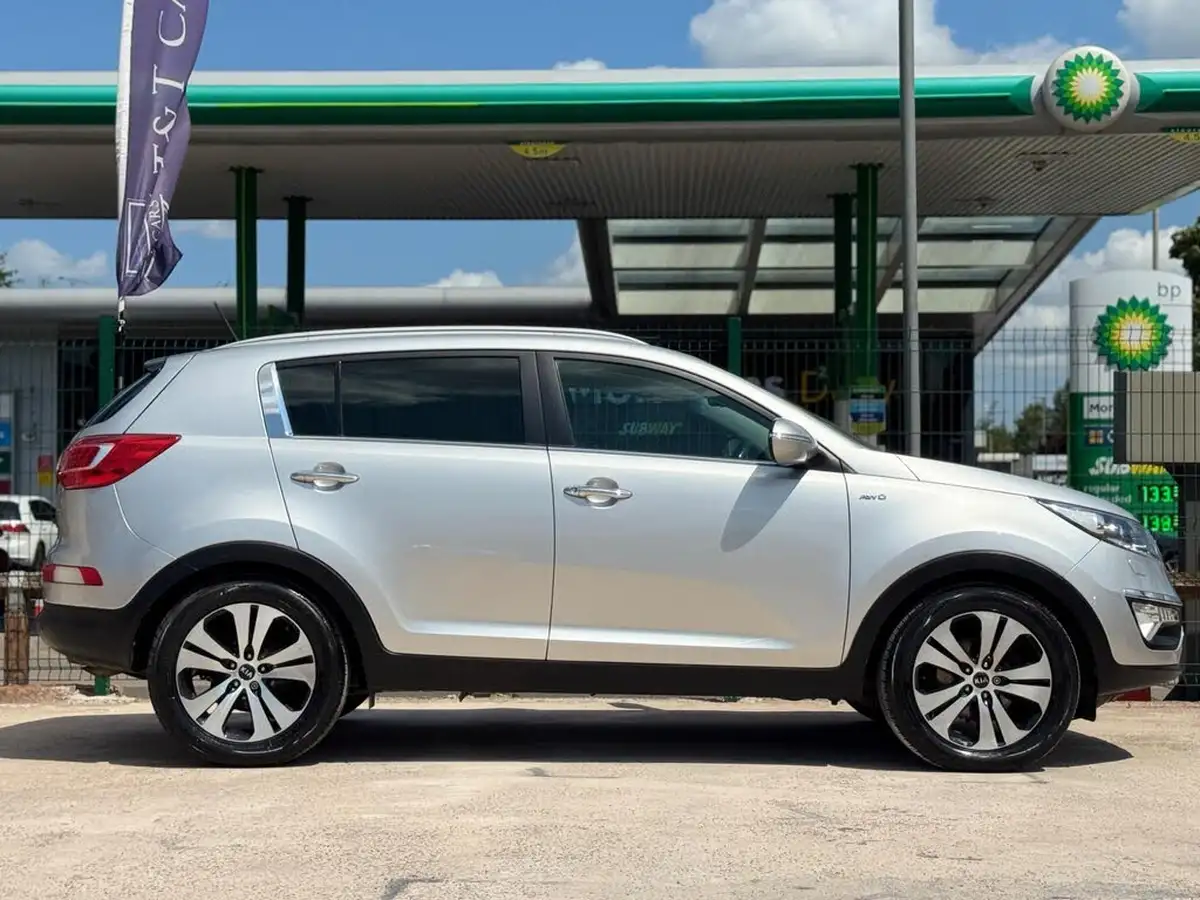 2012-kia-sportage-20td-kx-3-big-25