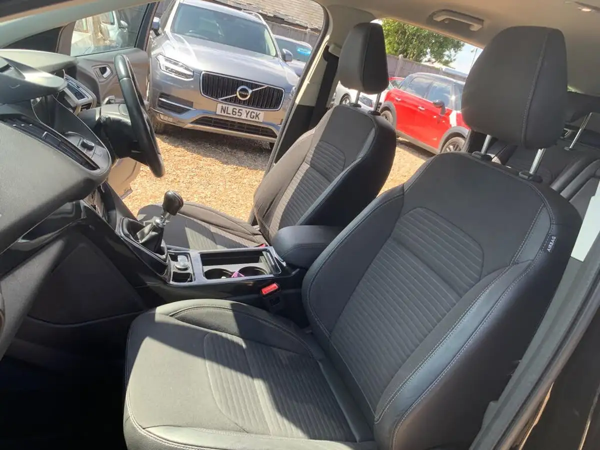 2018-ford-kuga-15tdci-titanium-big-30