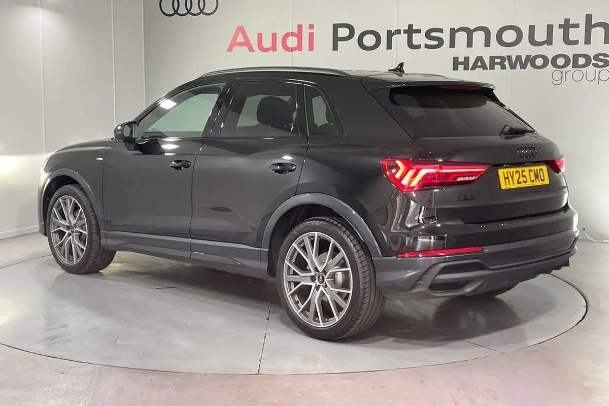 2025-audi-q3-15-35-tfsi-black-edition-station-wagon-s-tronic-big-6
