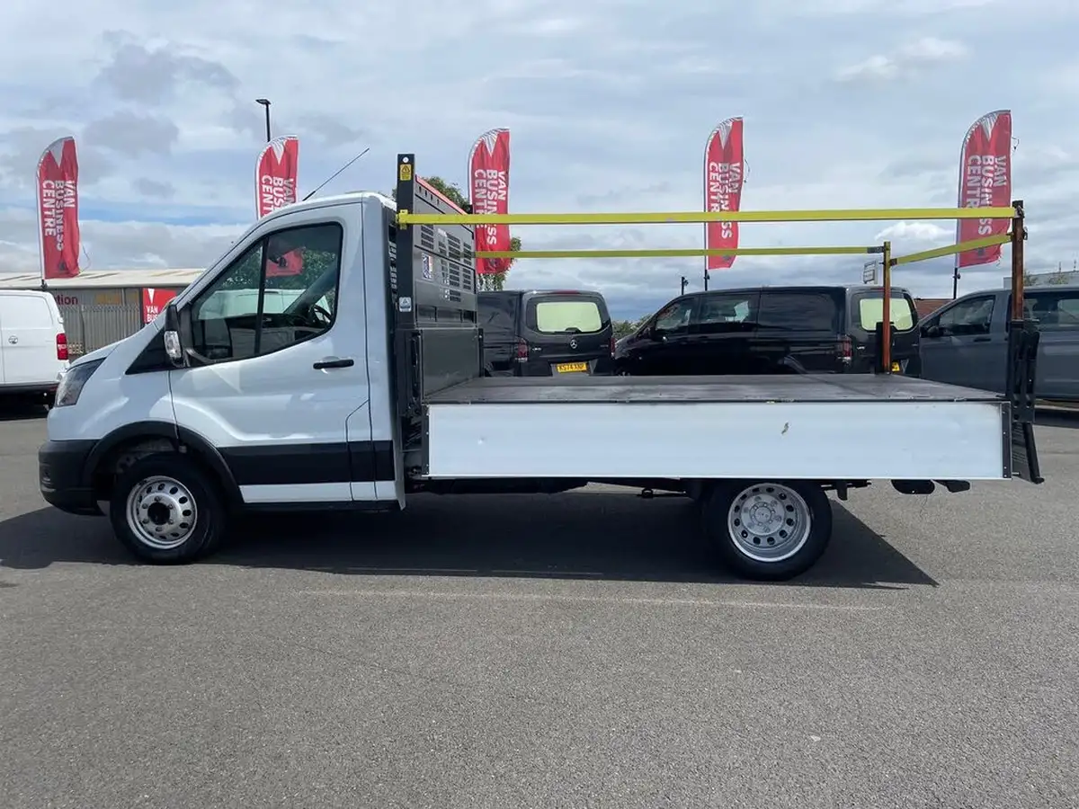 2022-ford-transit-20tdci-350-l2h1-leader-130pseu6dt-rwd-cab-big-19