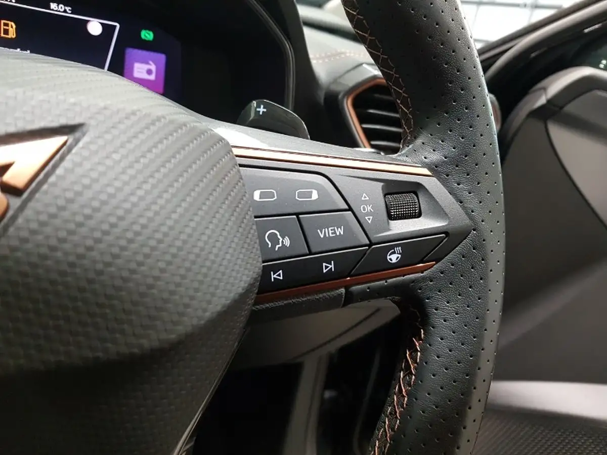 2019-jeep-renegade-13-gse-limited-big-14