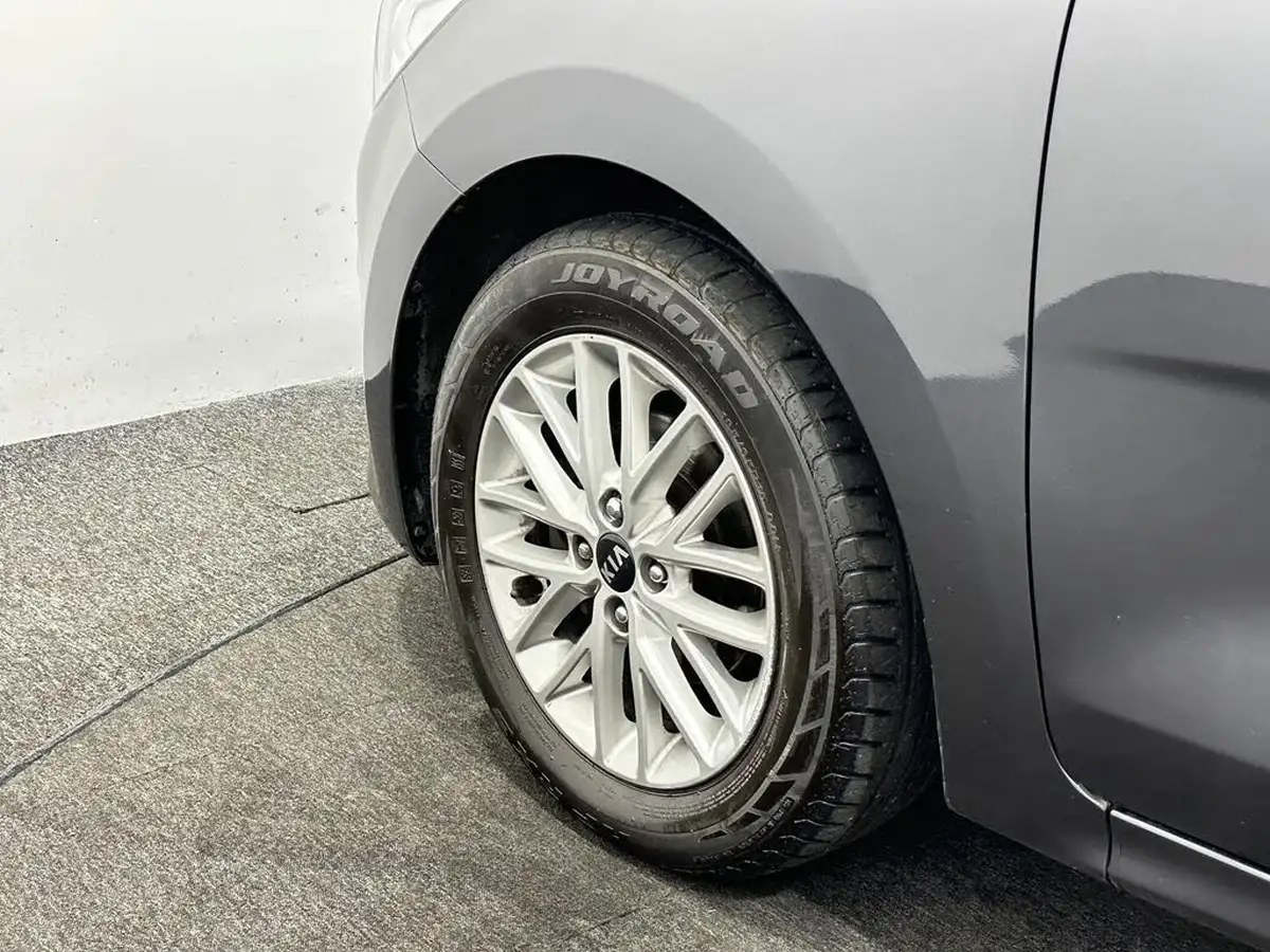 2018-kia-rio-125-2-big-46