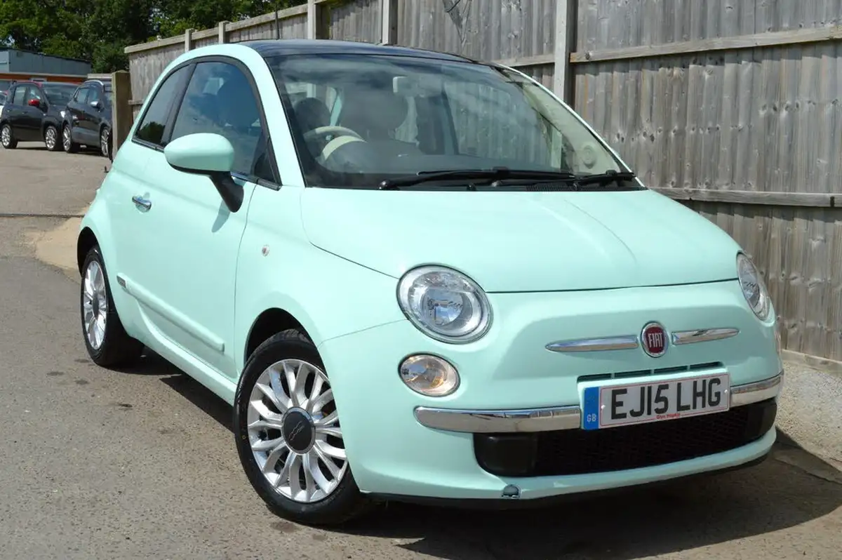 2015-fiat-500-12-lounge-ss-big-2