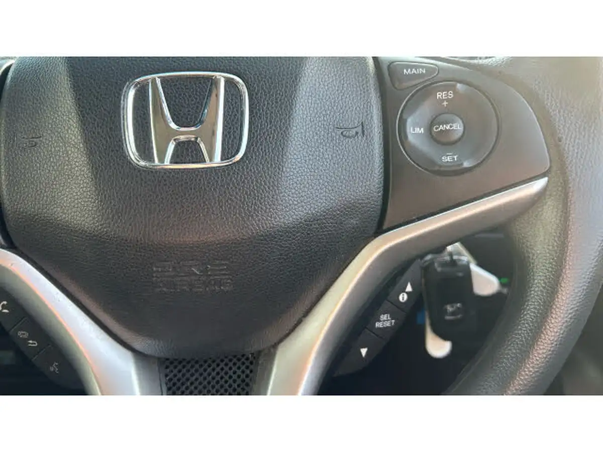 2018-honda-jazz-13-i-vtec-se-navi-big-18
