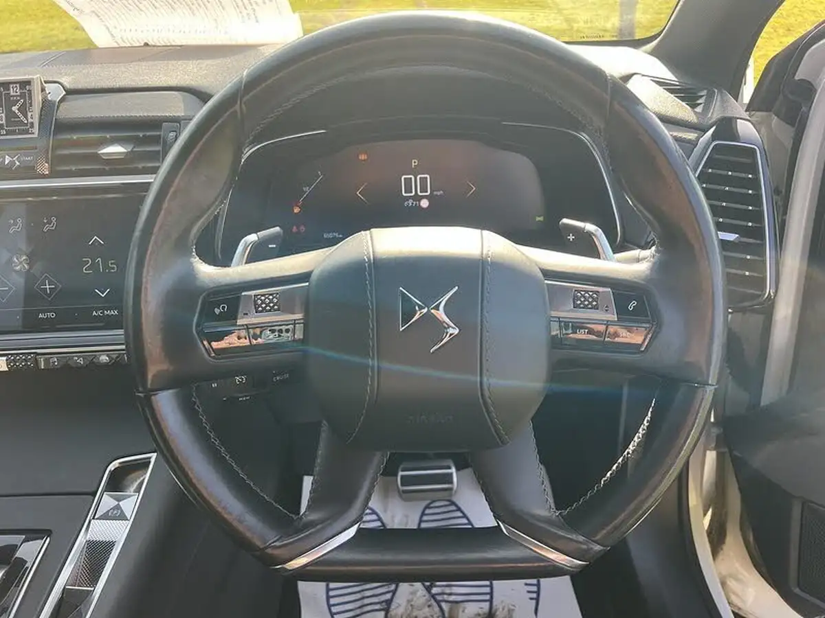 2019-ds-ds-7-crossback-16-puretech-prestige-225ps-big-23