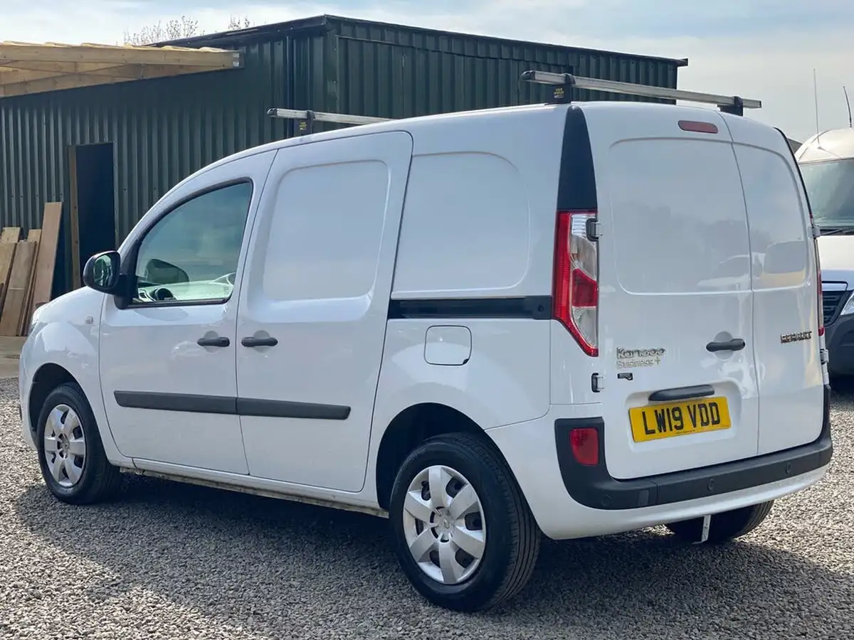2015-citroen-berlingo-16td-l1-625-lx-16hdi-75-panel-1560cc-big-2