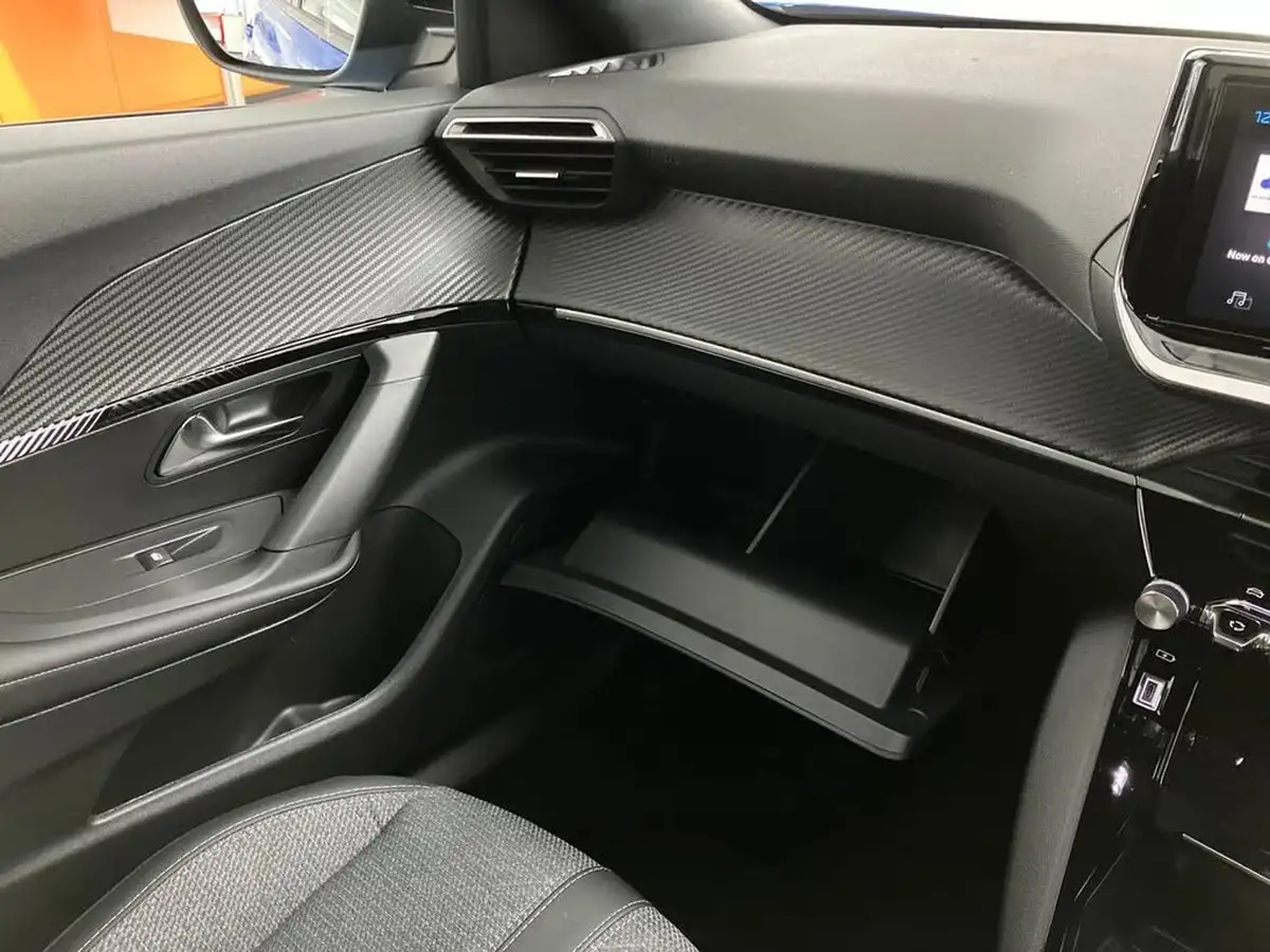 2024-peugeot-2008-suv-12-puretech-allure-130ps-eat8-big-46