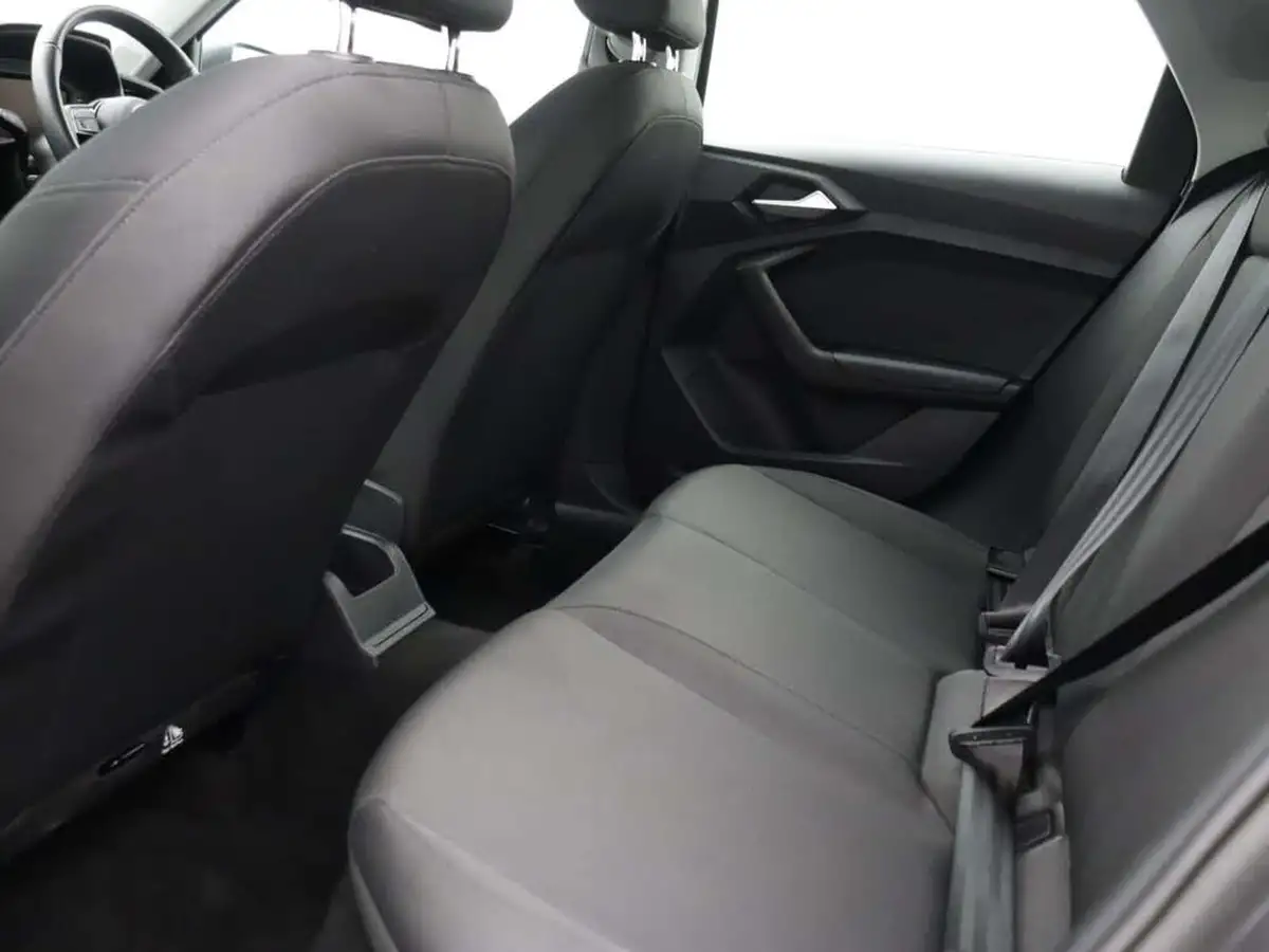 2022-audi-a1-10-25-tfsi-technik-big-12