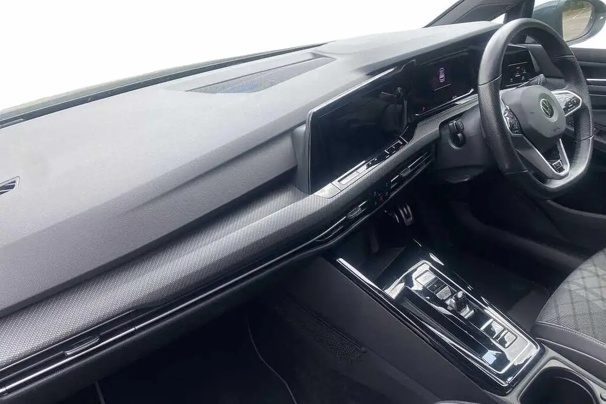 2022-volkswagen-golf-15-etsi-r-line-150ps-hatchback-big-1