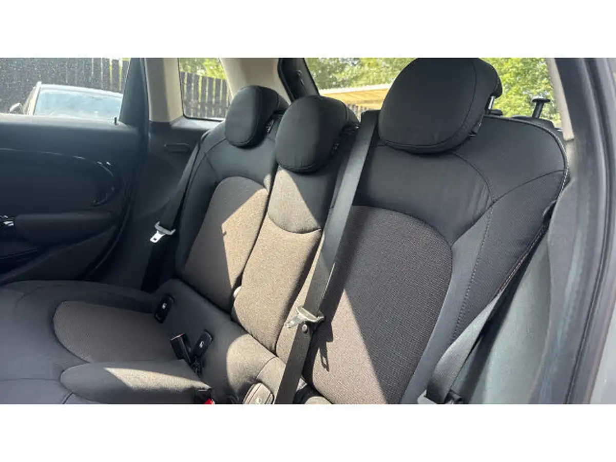 2021-mini-cooper-15-cooper-classic-hatchback-5d-auto-big-11