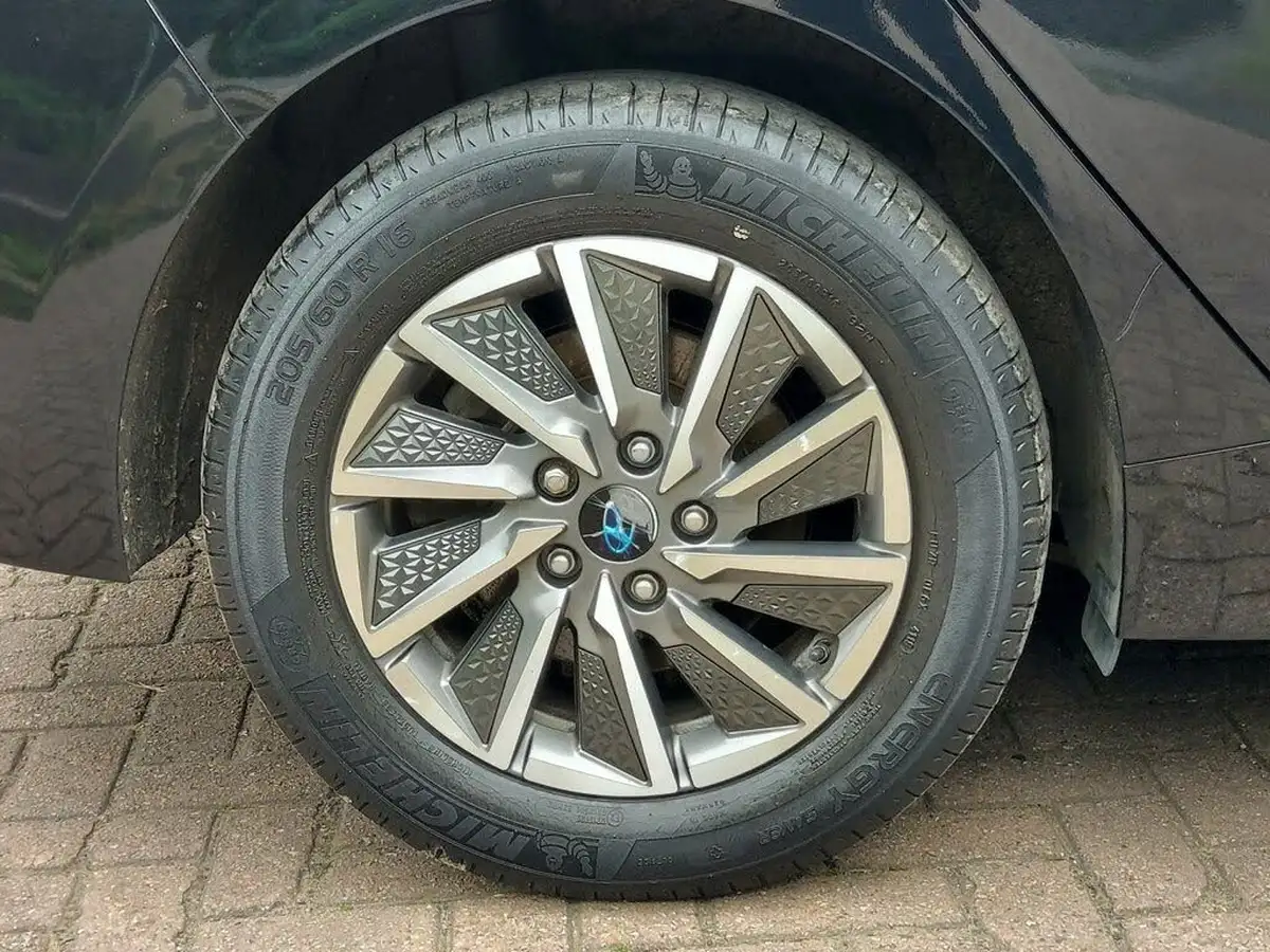 2020-hyundai-kona-e-premium-136ps-39kwh-big-26
