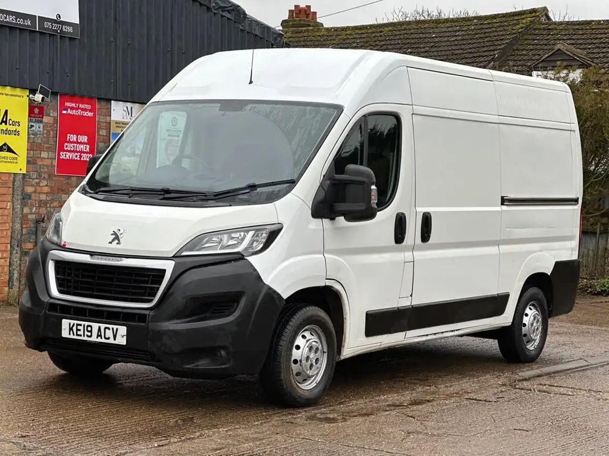 2019-peugeot-boxer-20-bluehdi-335-l2-h2-big-2