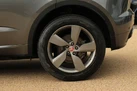 2020-jaguar-e-pace-20-i4-chequered-flag-200ps-small-33