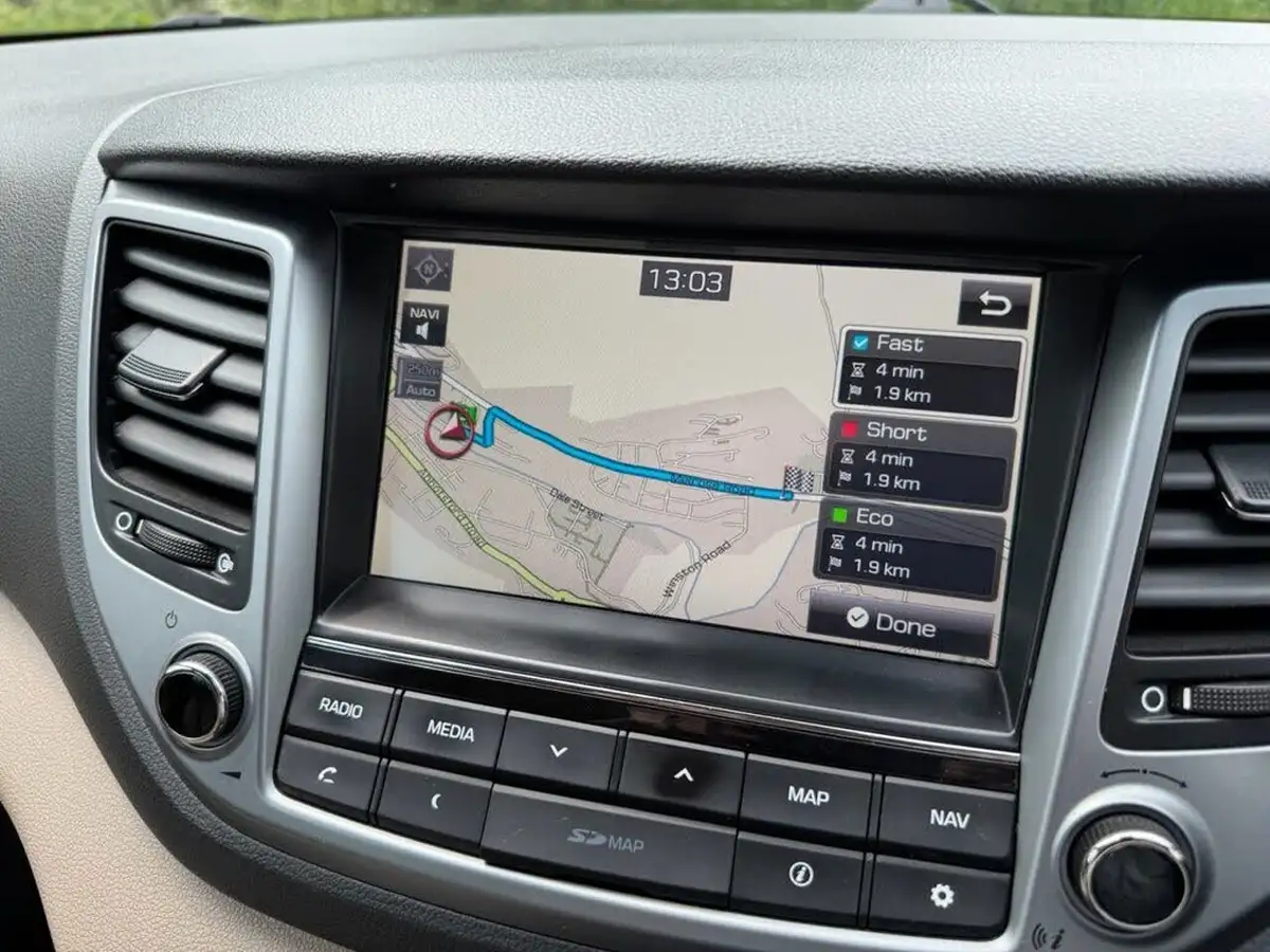 2015-hyundai-tucson-20crdi-blue-drive-premium-big-24