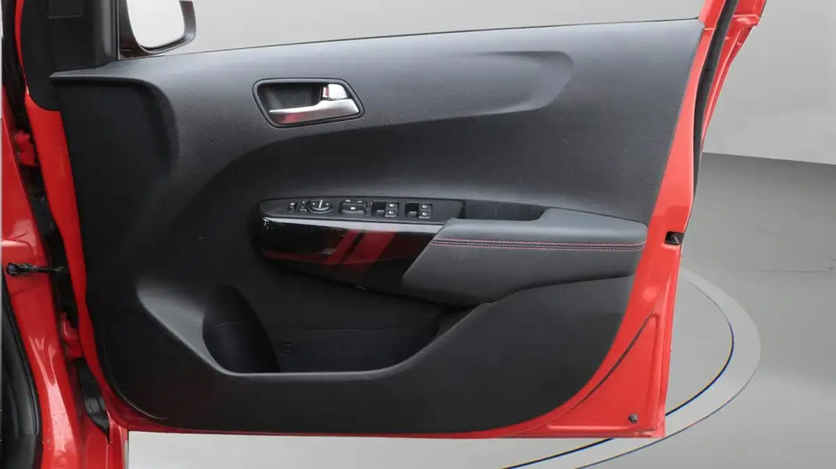 2019-kia-picanto-125-gt-line-big-15
