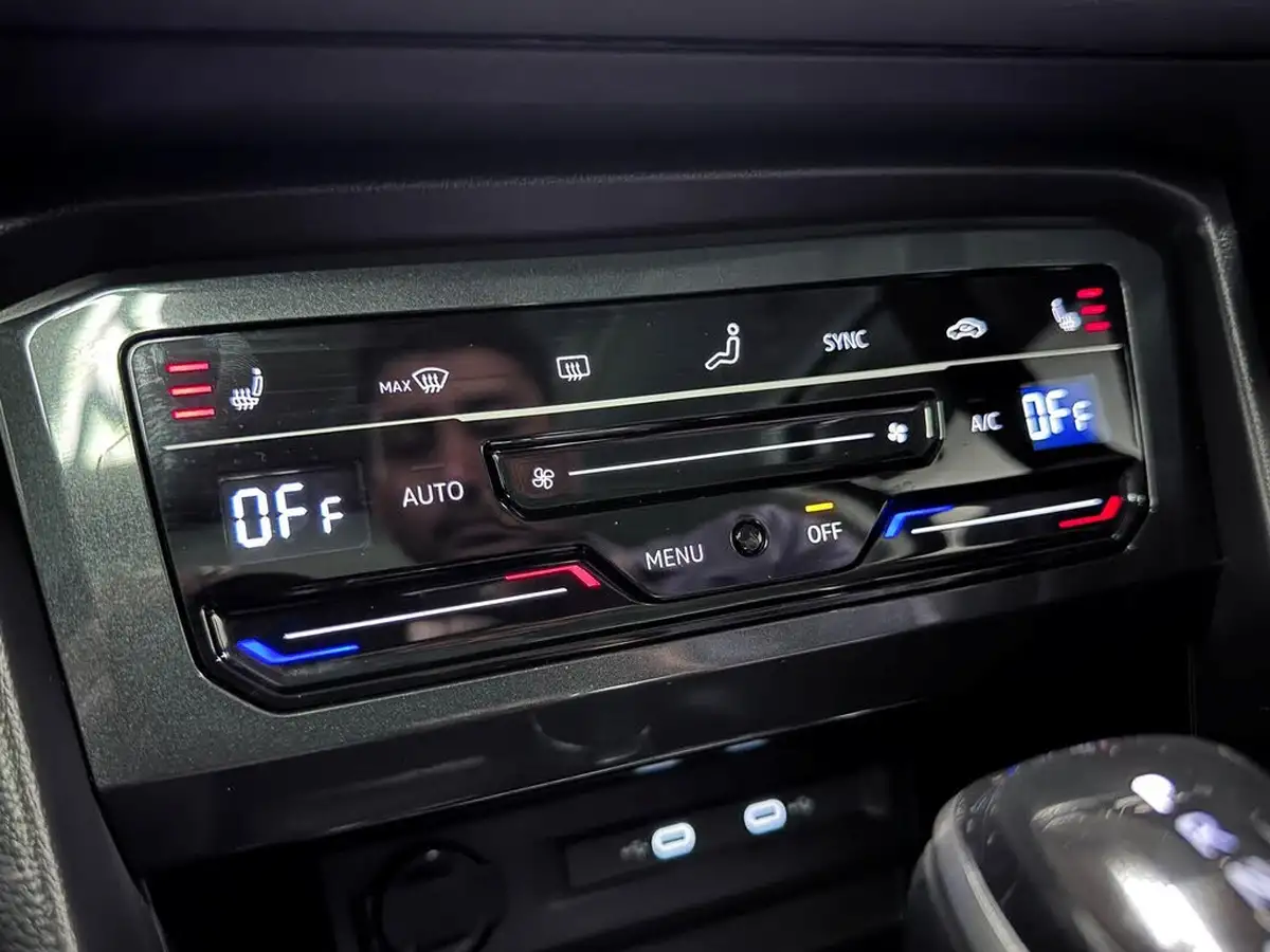 2023-volkswagen-tiguan-15-tsi-elegance-big-33