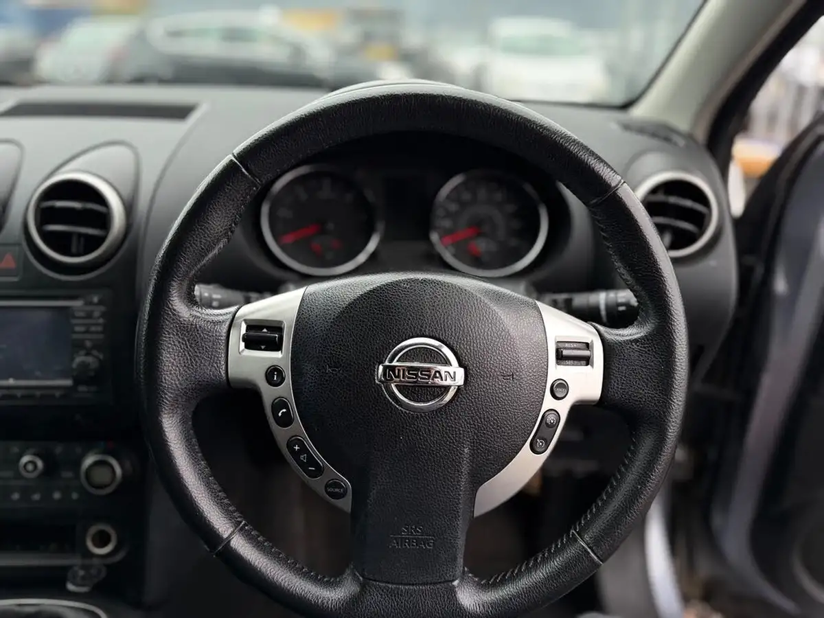 2010-nissan-qashqai-15td-n-tec-big-15