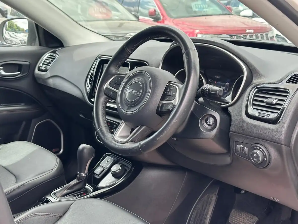 2019-jeep-compass-20multijet-ii-limited-168bhp-auto-big-3