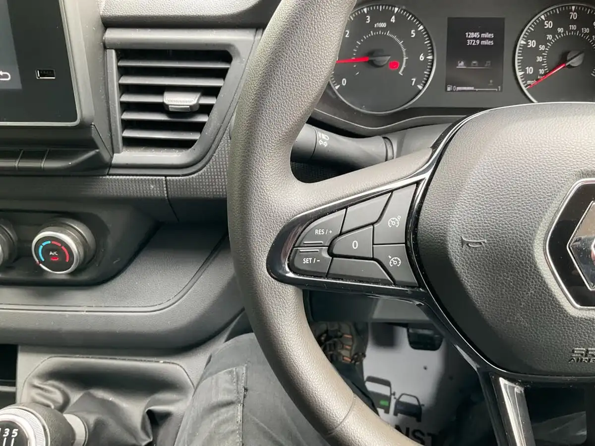 2023-renault-trafic-20dci-sl30-130-advance-eu6d-big-27