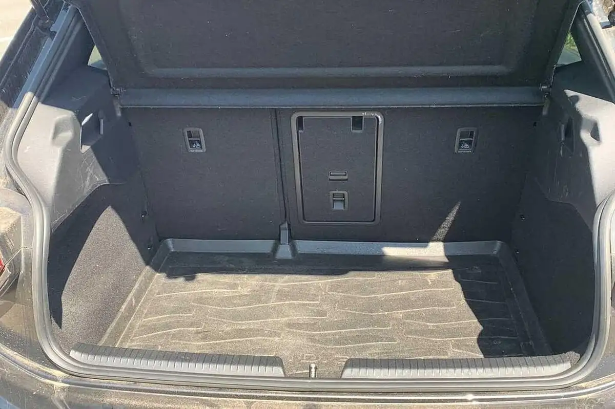 2021-volkswagen-id3-e-tech-big-10