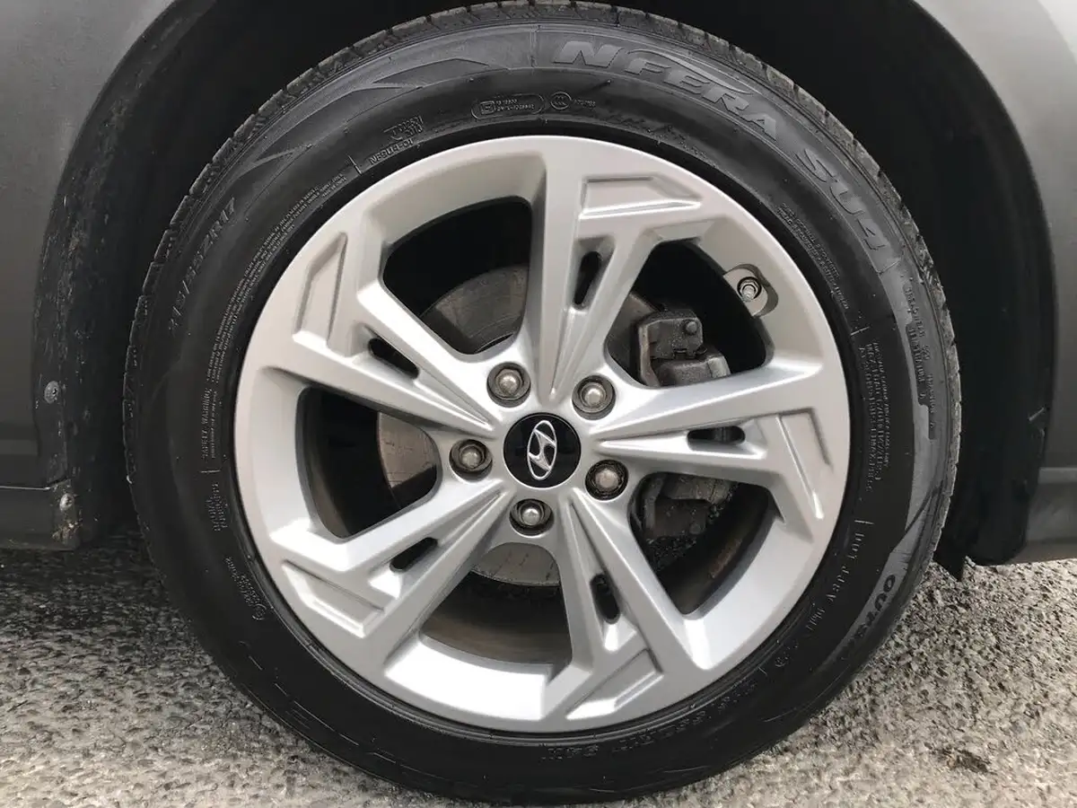 2022-hyundai-kona-10-t-gdi-se-connect-big-11