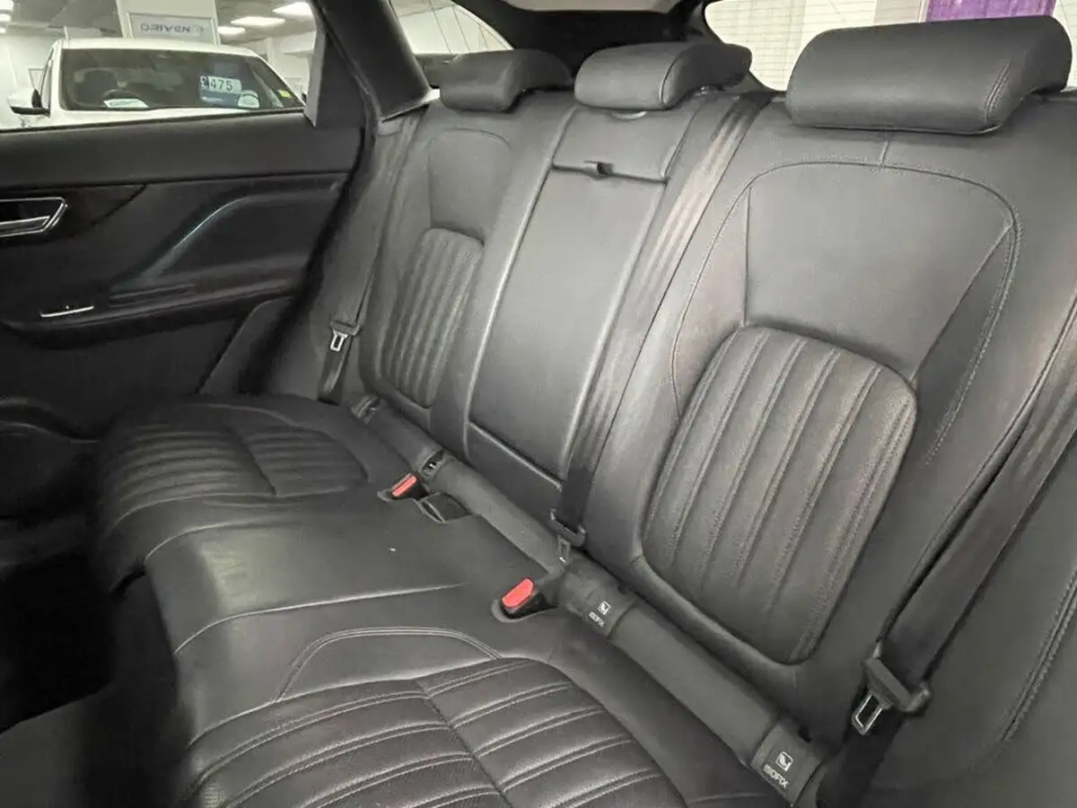 2018-jaguar-f-pace-20-i4d-portfolio-180ps-awd-auto-big-28