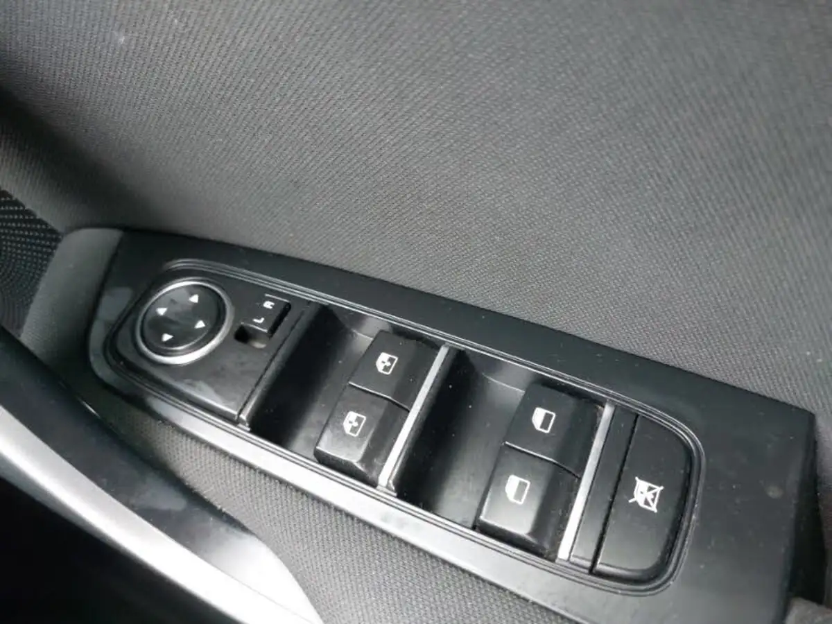2022-kia-xceed-10-t-gdi-2-big-11