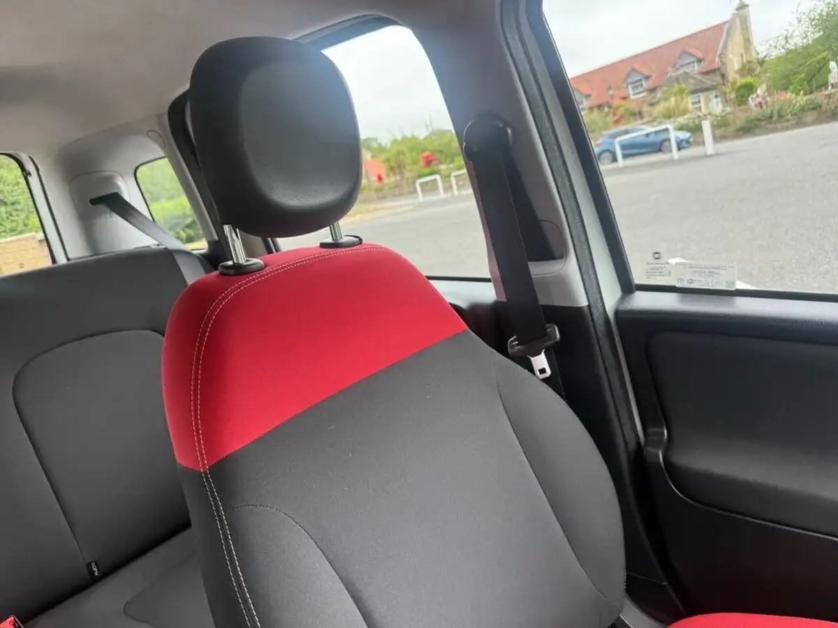 2018-fiat-panda-12-pop-big-27