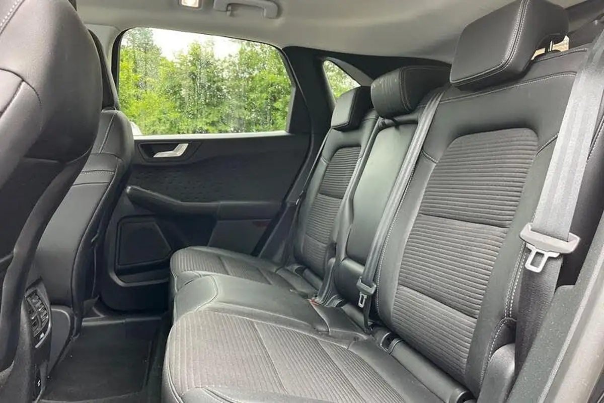 2020-ford-kuga-25t-titanium-first-edition-big-19