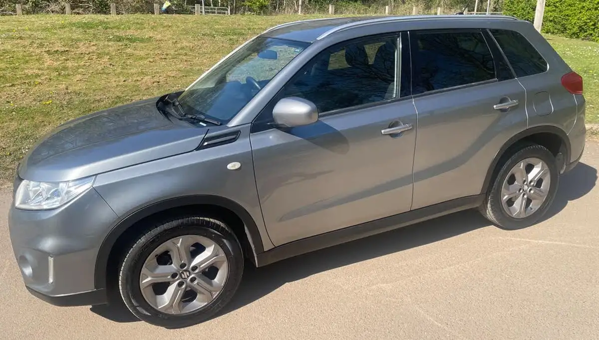 2016-suzuki-vitara-16-sz-t-big-3