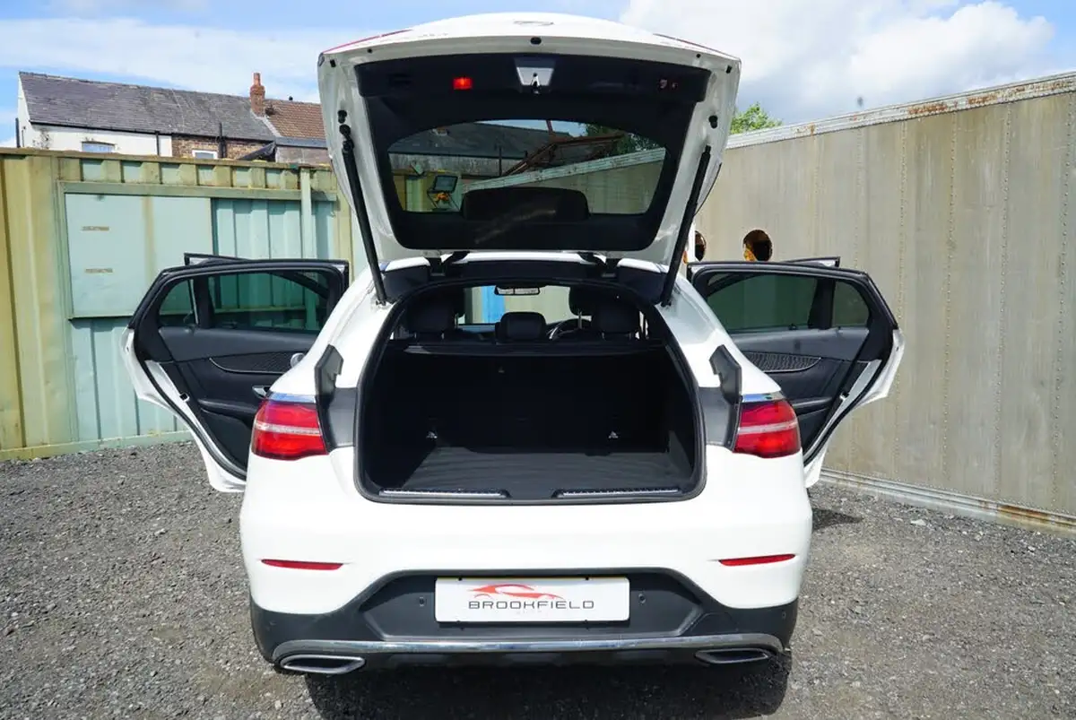 2017-mercedes-benz-glc-class-30-d-glc350d-amg-line-premium-plusss-coupe-4d-big-14