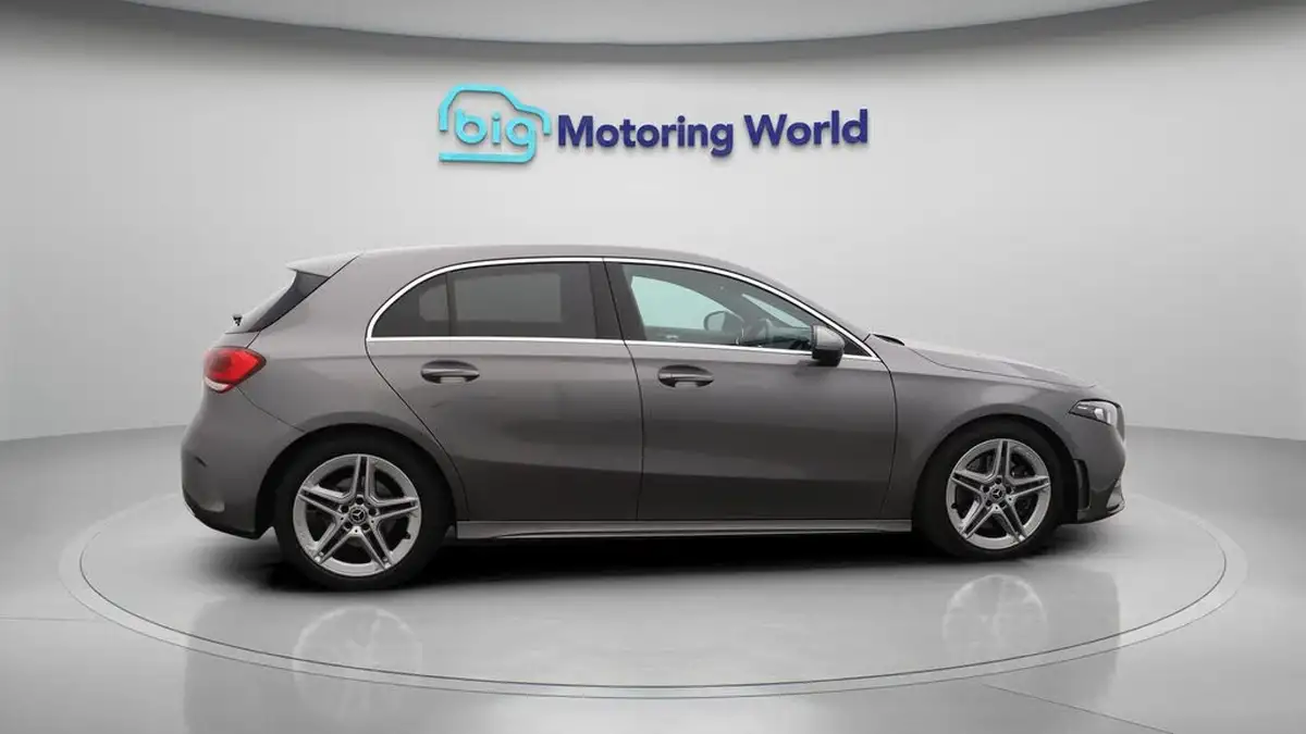 2021-mercedes-benz-a-class-20d-a220d-amg-line-hatchback-5d-big-8