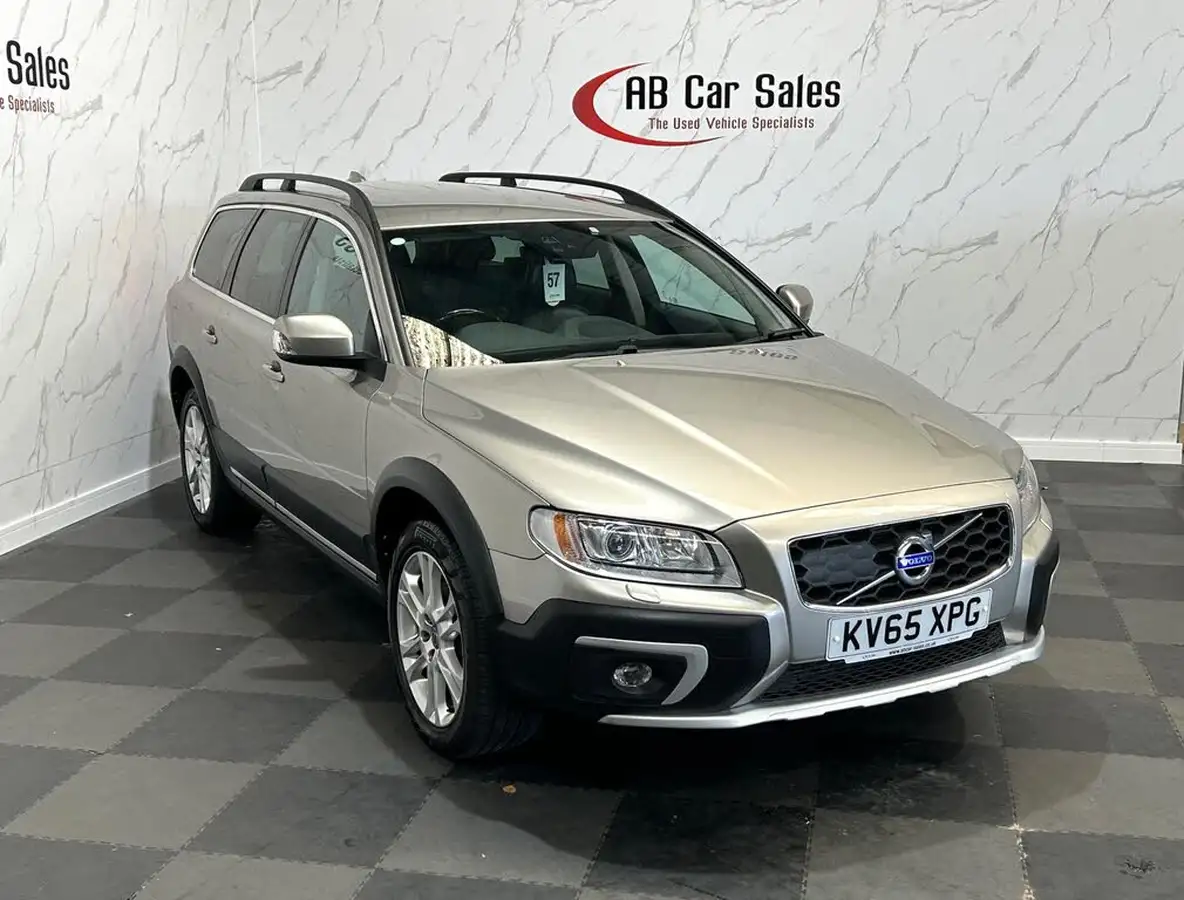 2015-volvo-xc70-24td-d5-se-lux-big-6